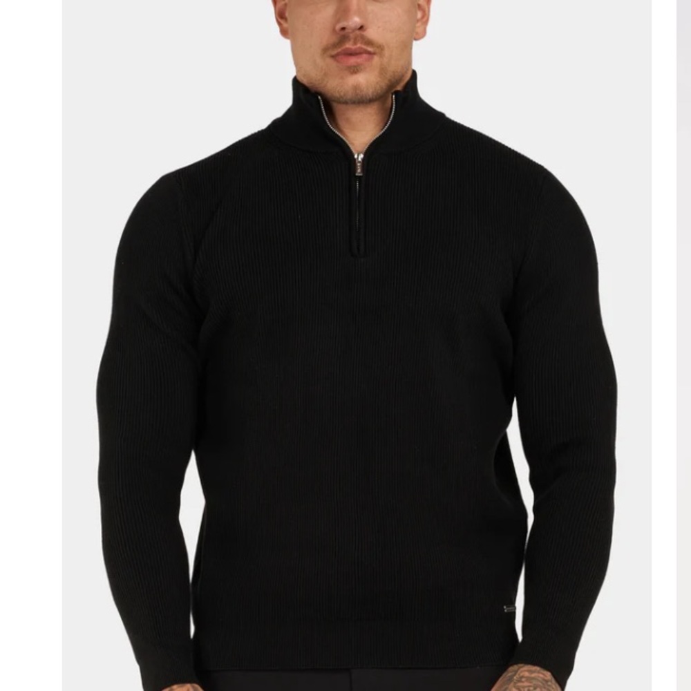 ICON Amsterdam size M Black Half-Zip Pullover. NWT. Perfect condition.